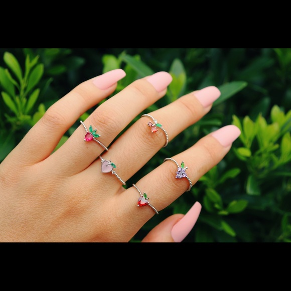 GIRLS CREW RING, EARRING, & BRACELET SET - Picture 3 of 12